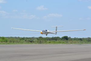 brazilian-af-dg1001-club-aerotow